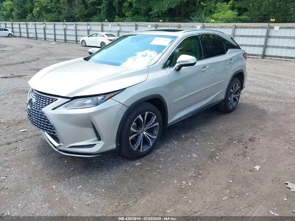 2T2HZMAA8LC155912 2020 LEXUS RX - Image 2