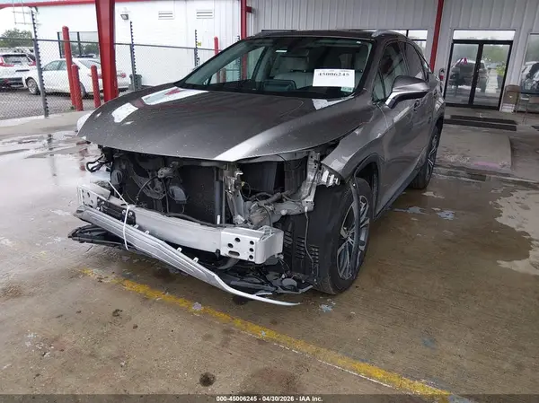2T2HZMAA8LC168059 2020 LEXUS RX - Image 2