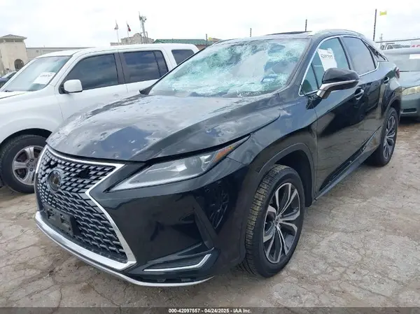 2T2HZMAA8MC183615 2021 LEXUS RX - Image 2