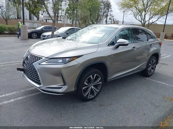 2T2HZMAA8MC186417 2021 LEXUS RX - Image 2