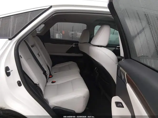 2T2HZMAA8NC222415 2022 LEXUS RX - Image 8