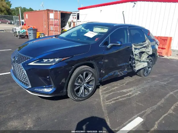 2T2HZMAA8NC229848 2022 LEXUS RX - Image 2