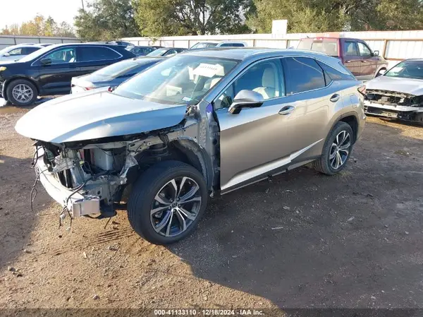 2T2HZMAA8NC232720 2022 LEXUS RX - Image 2