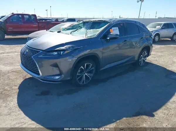 2T2HZMAA8NC243202 2022 LEXUS RX - Image 2