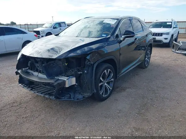 2T2HZMAA8NC248870 2022 LEXUS RX - Image 2