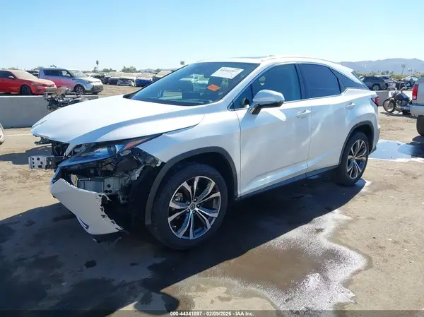 2T2HZMAA9LC171701 2020 LEXUS RX - Image 2