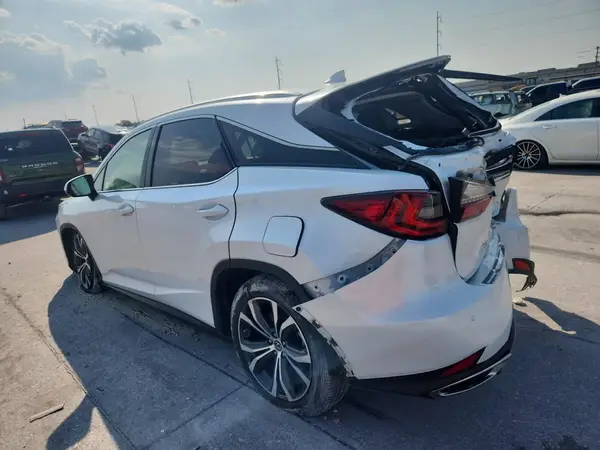 2T2HZMAA9MC190122 2021 LEXUS RX - Image 2