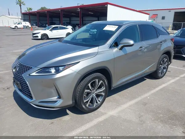 2T2HZMAA9MC193165 2021 LEXUS RX - Image 2
