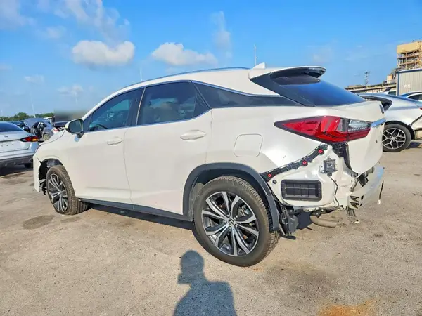2T2HZMAA9MC205394 2021 LEXUS RX - Image 2