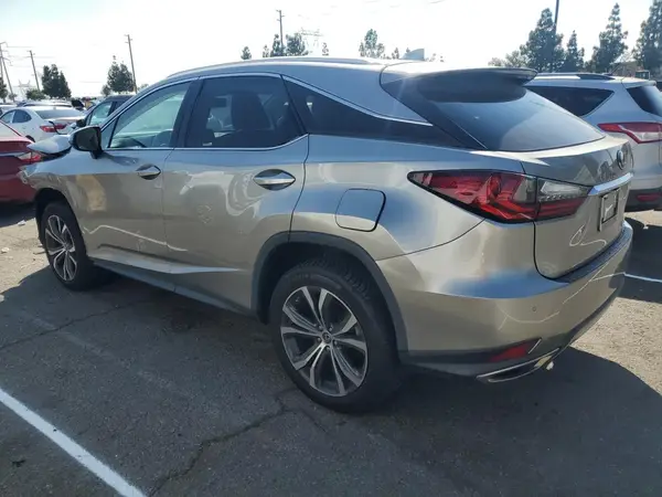 2T2HZMAA9MC205587 2021 LEXUS RX - Image 2
