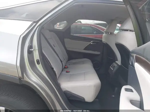 2T2HZMAA9NC228322 2022 LEXUS RX - Image 8