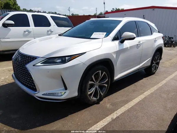 2T2HZMAA9NC236923 2022 LEXUS RX - Image 2
