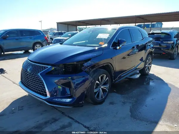 2T2HZMAA9NC237795 2022 LEXUS RX - Image 2