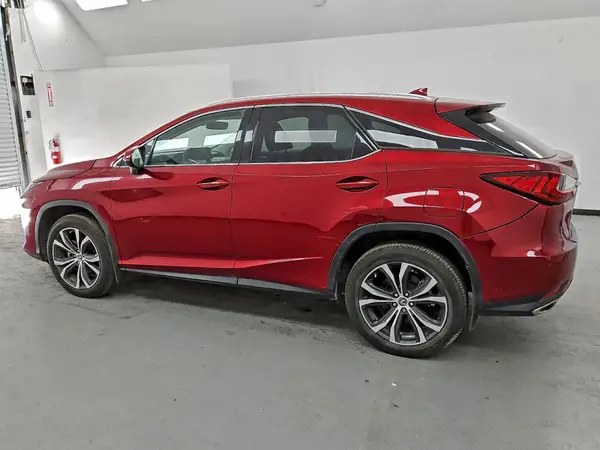 2T2HZMAA9NC240938 2022 LEXUS RX - Image 2