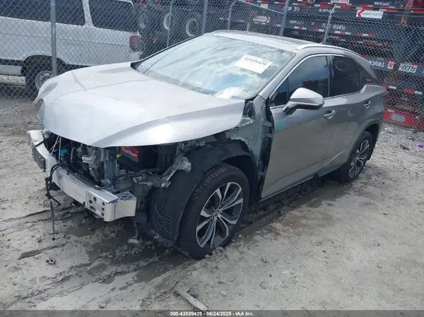 2T2HZMAA9NC243306 2022 LEXUS RX - Image 2
