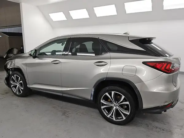 2T2HZMAAXMC190761 2021 LEXUS RX - Image 2