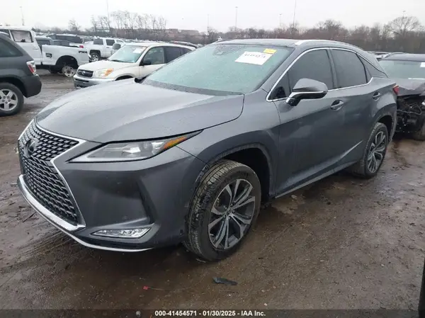 2T2HZMAAXNC240110 2022 LEXUS RX - Image 2