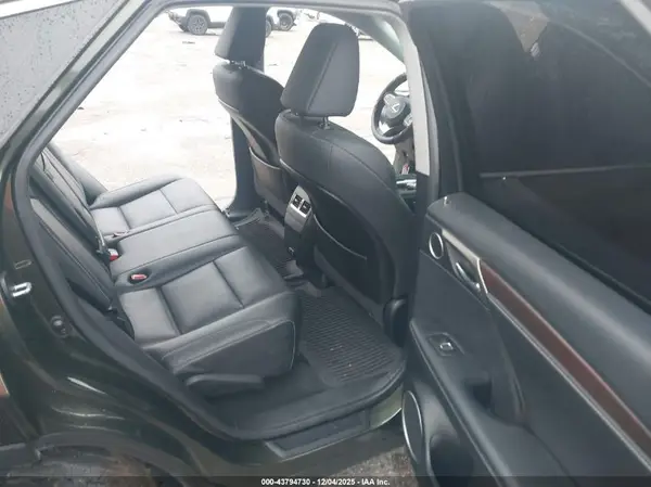 2T2HZMAAXNC244500 2022 LEXUS RX - Image 8