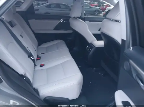 2T2HZMAAXNC251205 2022 LEXUS RX - Image 8