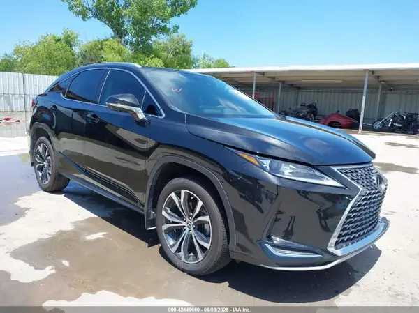 2T2HZMAAXNC255237 2022 LEXUS RX - Image 1