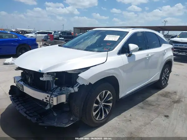 2T2HZMAAXNC256078 2022 LEXUS RX - Image 2