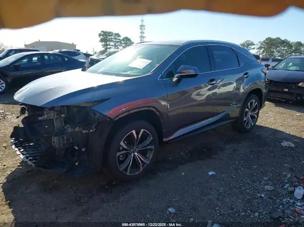 2T2HZMAAXNC258283 2022 LEXUS RX - Image 2