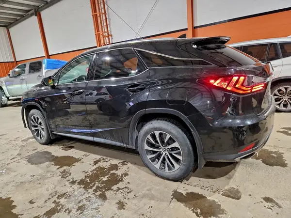 2T2HZMDA0LC214463 2020 LEXUS RX - Image 2