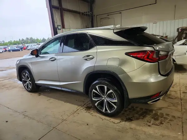 2T2HZMDA0LC255353 2020 LEXUS RX - Image 2