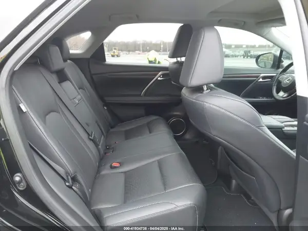 2T2HZMDA0LC257913 2020 LEXUS RX - Image 8