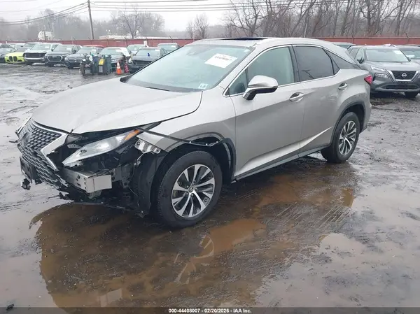 2T2HZMDA0MC288113 2021 LEXUS RX - Image 2