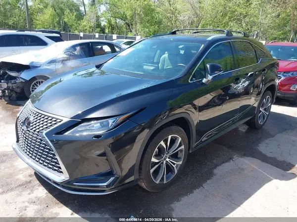 2T2HZMDA0NC325923 2022 LEXUS RX - Image 2