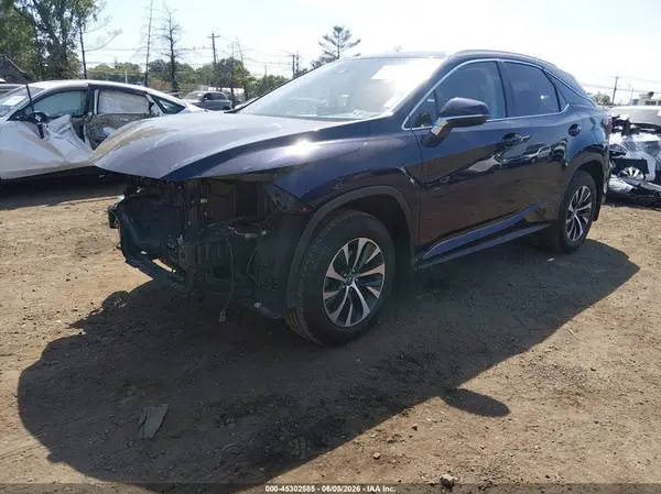 2T2HZMDA0NC340891 2022 LEXUS RX - Image 2