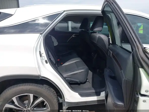2T2HZMDA0NC342141 2022 LEXUS RX - Image 8