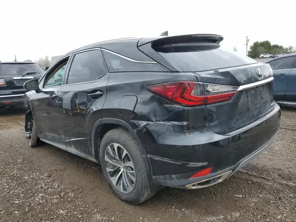 2T2HZMDA0NC349008 2022 LEXUS RX - Image 2