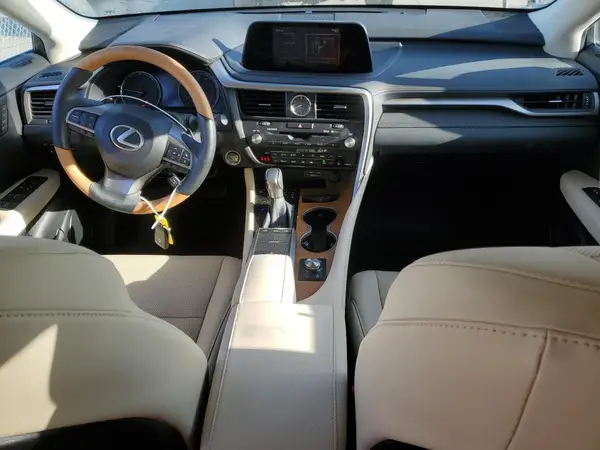 2T2HZMDA0NC357240 2022 LEXUS RX - Image 8