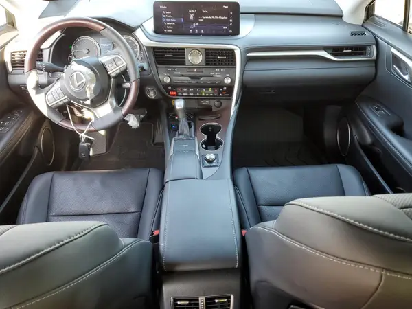 2T2HZMDA0NC363863 2022 LEXUS RX - Image 8