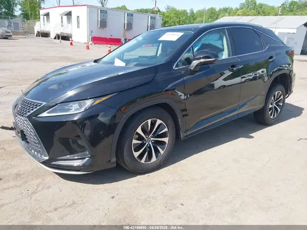 2T2HZMDA1MC260014 2021 LEXUS RX - Image 2