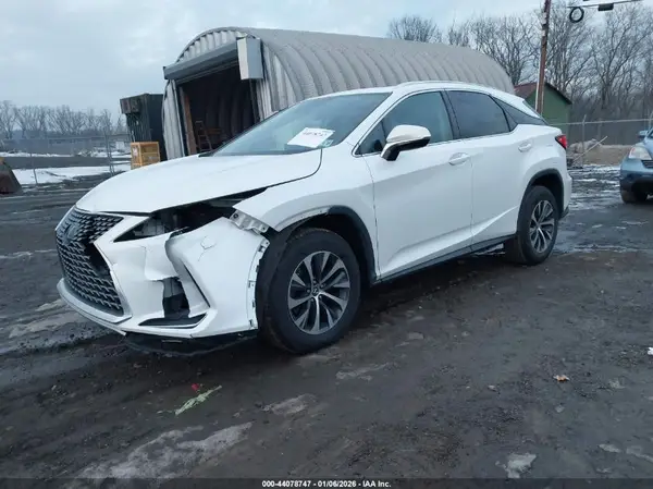 2T2HZMDA1MC284961 2021 LEXUS RX - Image 2