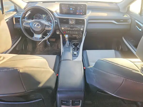 2T2HZMDA1NC332833 2022 LEXUS RX - Image 8