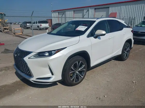 2T2HZMDA1NC340530 2022 LEXUS RX - Image 2