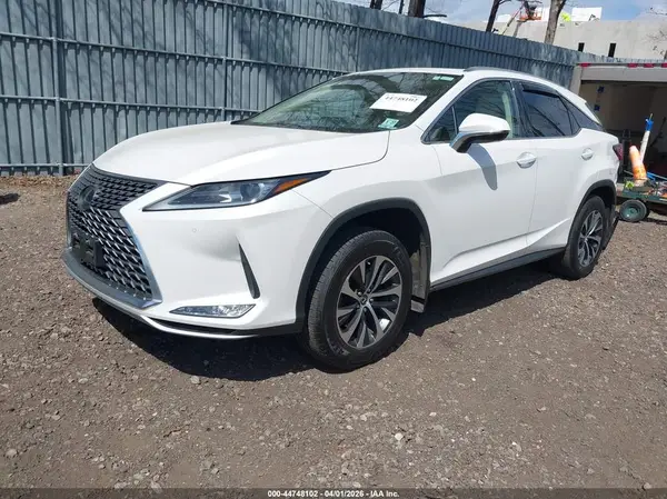 2T2HZMDA1NC348708 2022 LEXUS RX - Image 2