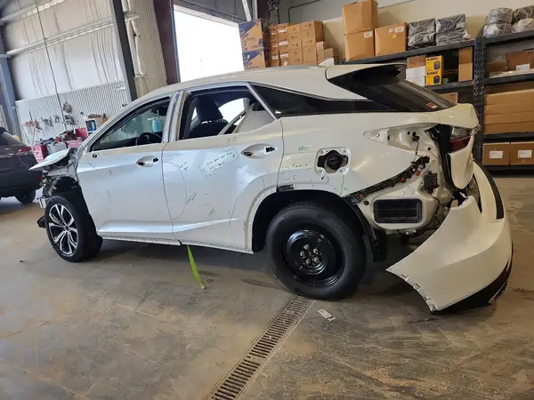 2T2HZMDA1NC356503 2022 LEXUS RX - Image 2