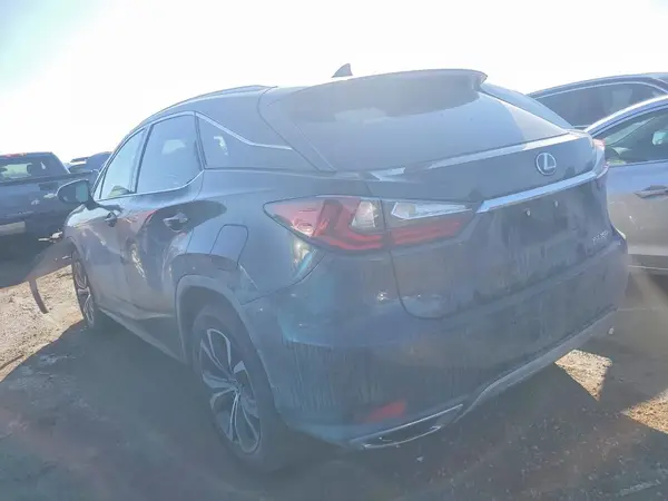 2T2HZMDA2MC301265 2021 LEXUS RX - Image 2