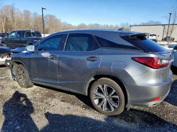 2T2HZMDA2NC325373 2022 LEXUS RX - Image 2