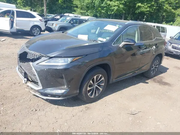 2T2HZMDA2NC344506 2022 LEXUS RX - Image 2