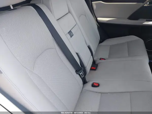 2T2HZMDA2NC344506 2022 LEXUS RX - Image 8
