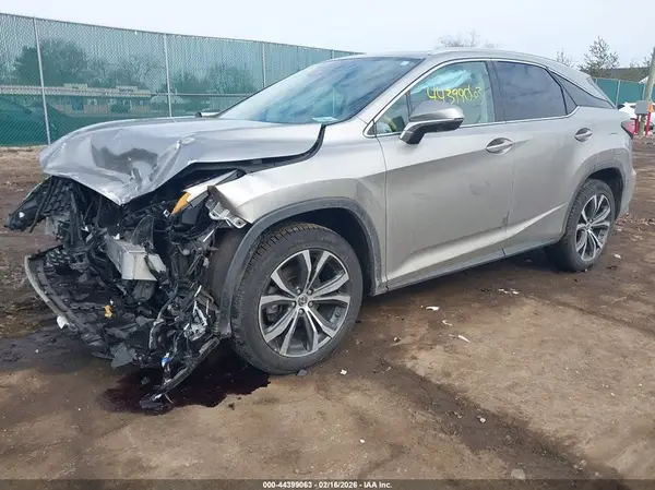 2T2HZMDA3LC224081 2020 LEXUS RX - Image 2