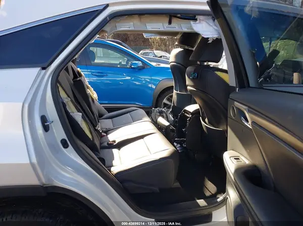 2T2HZMDA3LC227661 2020 LEXUS RX - Image 8