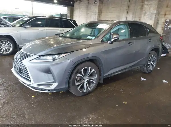 2T2HZMDA3NC315368 2022 LEXUS RX - Image 2
