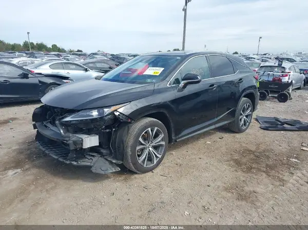 2T2HZMDA3NC360715 2022 LEXUS RX - Image 2